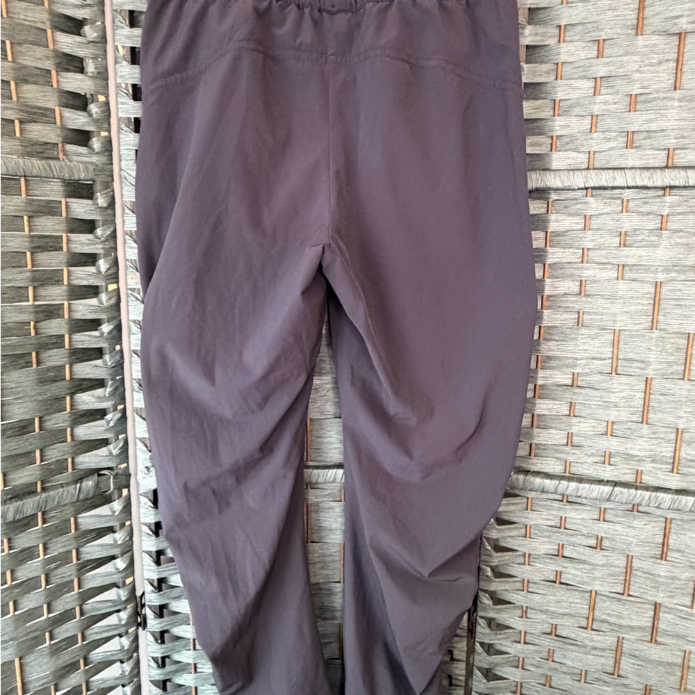 Athleta Women’s Charcoal Joggers